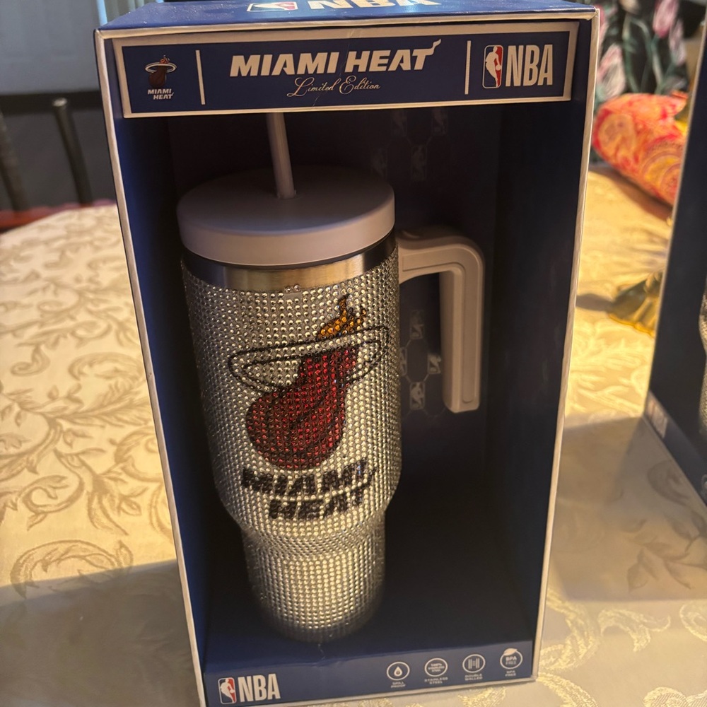 🌸 NBA Bling Stainless Steel Tumbler 🌸